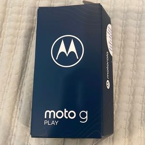 Unlocked Motorola g play phone